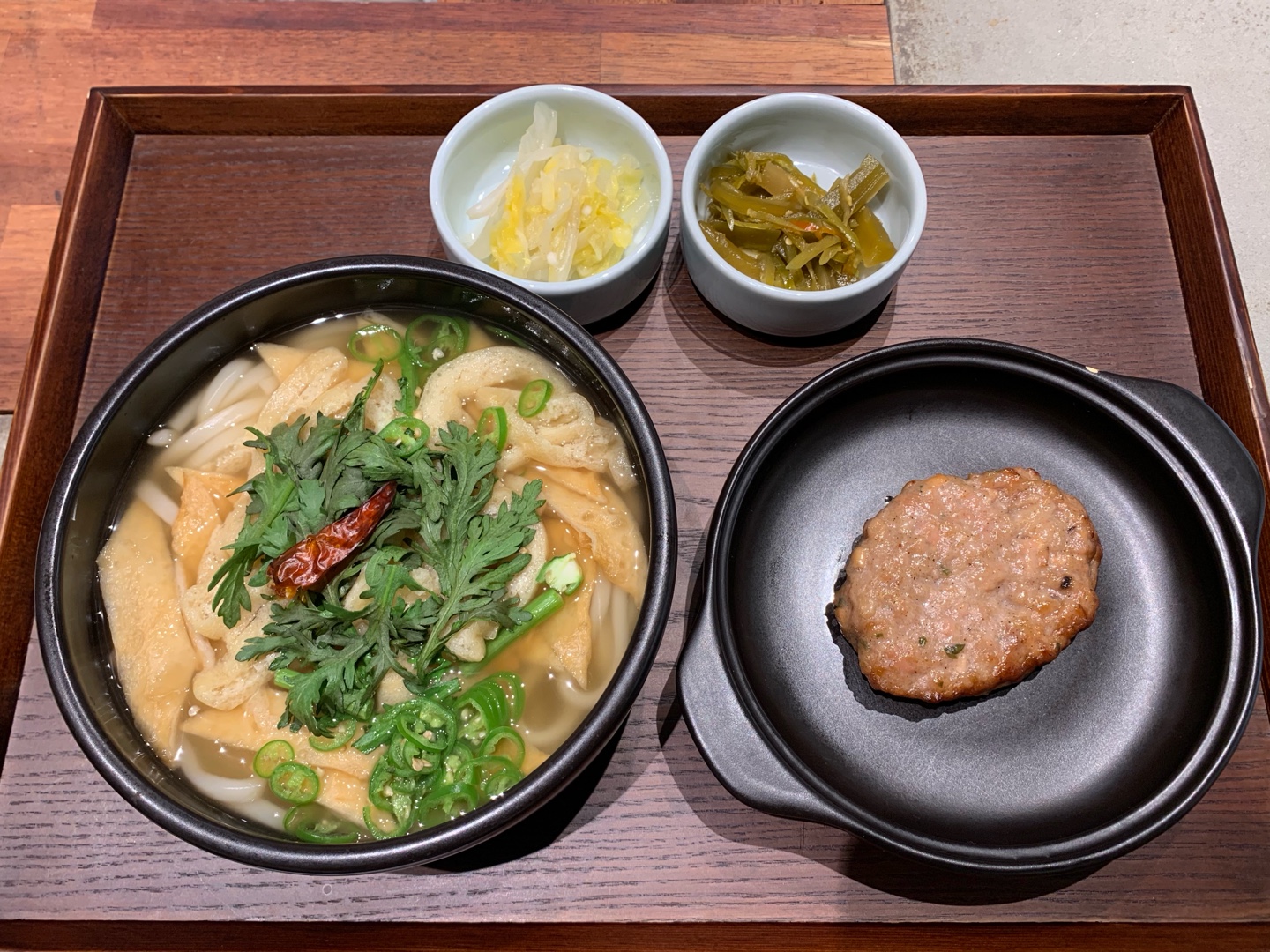 우동 떡갈비 세트